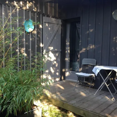 L'air Du Temps D'hotes Bed & Breakfast 4*