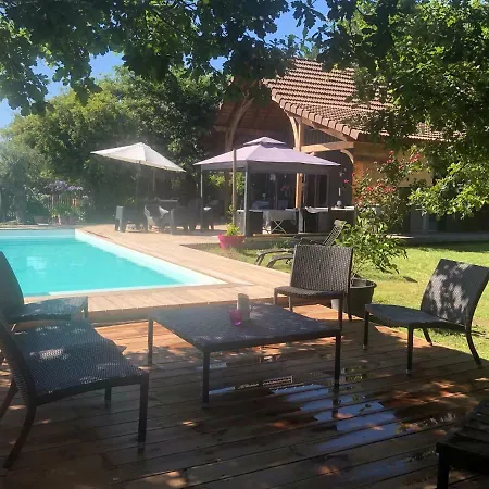 L'air Du Temps D'hotes Bed & Breakfast 4*