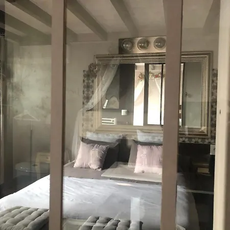 L'air Du Temps D'hotes Bed & Breakfast Ares